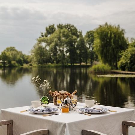 Inn On The Lake ブルック・イン・ウォーターランド エクステリア 写真